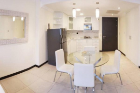 EcuSuites Luxury 2 Beds Bellini High River View